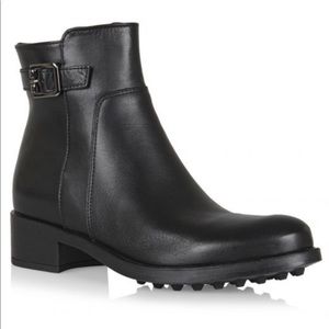 $475 @ Zappos- La Canadienne Leather Shelby Bootie